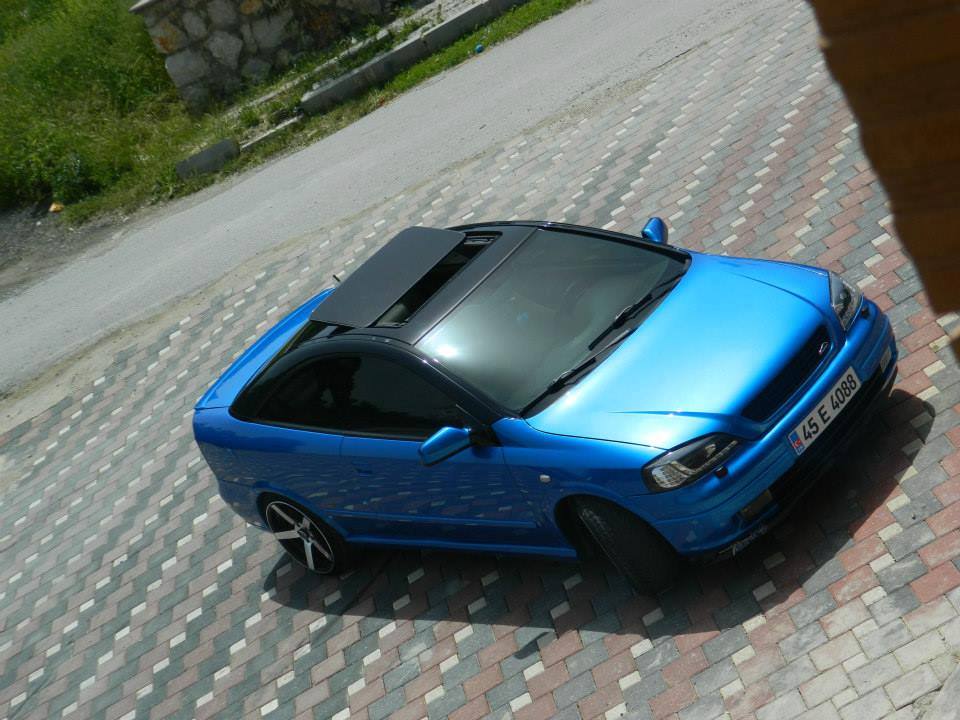 Opel Astra Bertone / Blue Monster